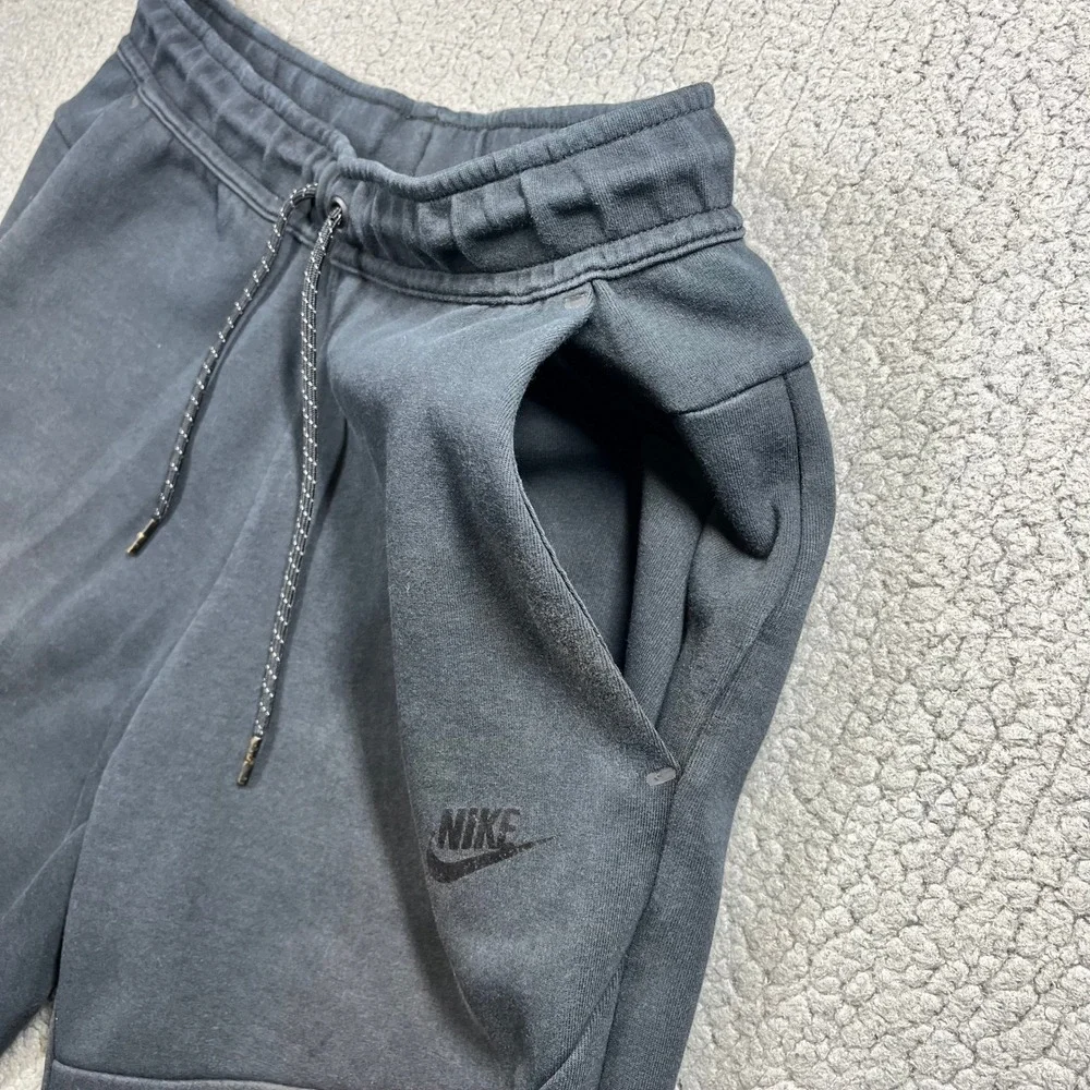 Nike Sportswear Tech Fleece Joggers Mens Medium Black Sweatpants CU4495-010